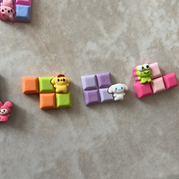 NIB 30pc Tetris block with characters resin craft pieces - Picture 4 of 5